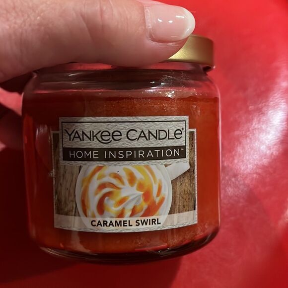 New Yankee Candle - Picture 2 of 2